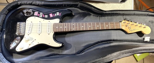 Fender squier hello kitty - kitty, mini