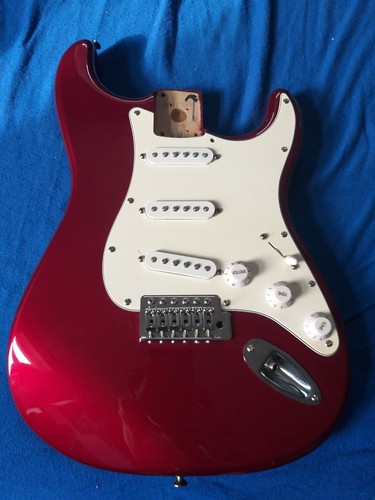 Fender strat body - strat,