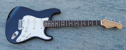 Fender stratocaster usa plus - fender,