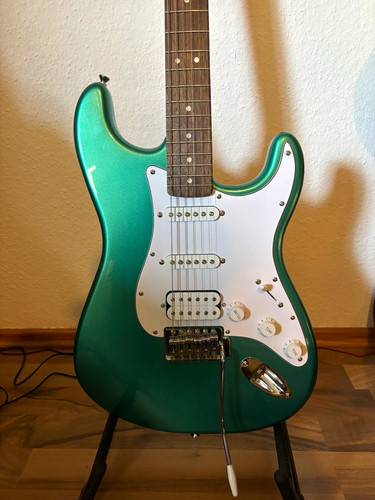 Fender squier stratocaster - squier,