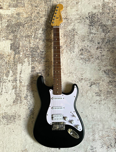 Squier fender stratocaster - by,