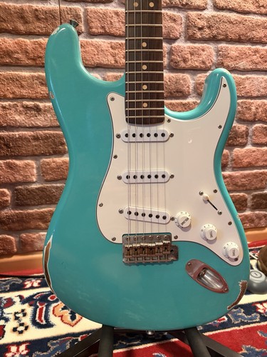 Captain guitars stratocaster - guitars,